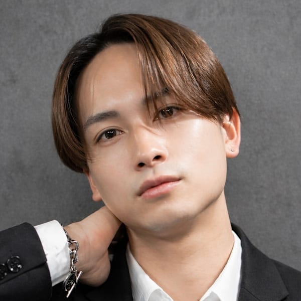 曲がる縮毛矯正×センターパート×ニュアンスパーマ×men's