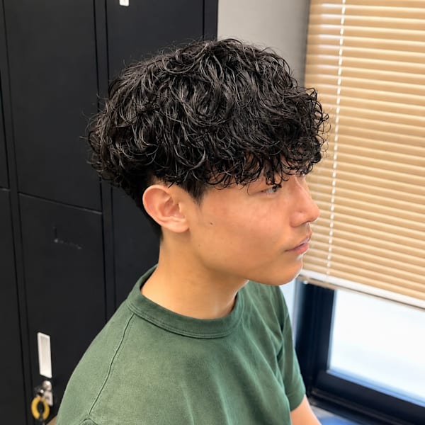 メンズカット黒髪マッシュ40%シャドウパーマ