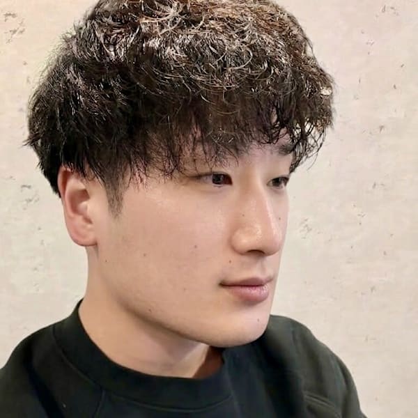 波巻きスタイル　波巻きパーマメンズショート