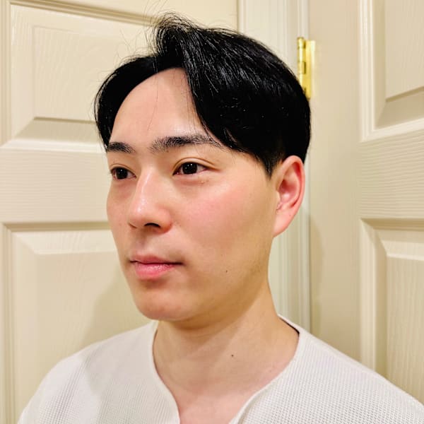 ナチュラルにキマる。好印象センターパートマッシュ