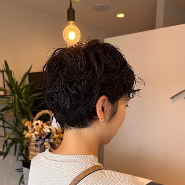 丸みショートボブパーマスタイル大人可愛い20代30代40代
