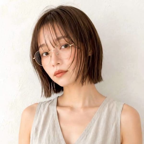 切りっぱなしボブ 20代 レイヤー 前髪カット 髪質改善|miroa vita 平尾