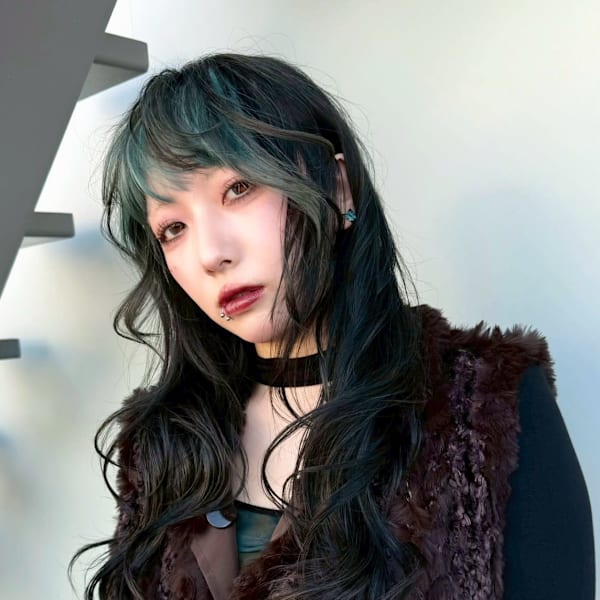 セクションカラー　デザインカラー　ケアブリーチカラー