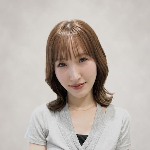 高梨 里穂|ReFa認定プレミアムサロン 全席個室美容室 Zina 川崎西口 髪質改善&ヘッドスパ【ジーナ】