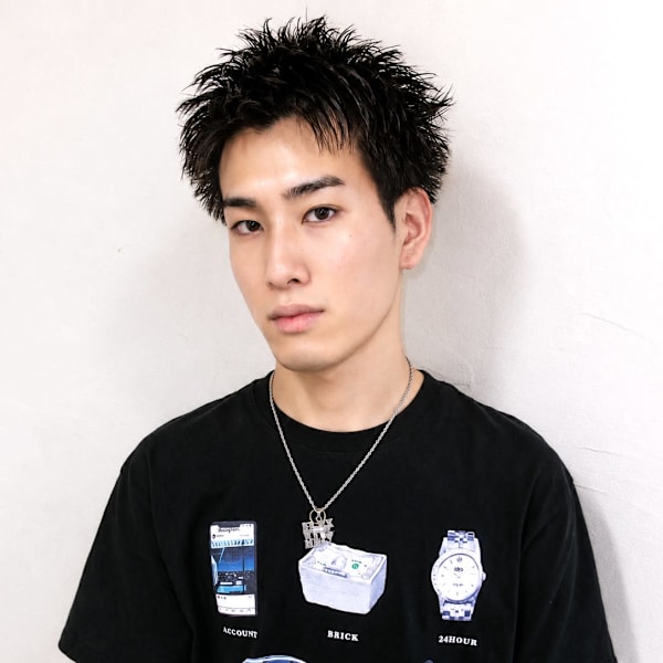 BOB men’s 小松 メンズサロン/カット/パーマ/バーバー/眉毛/ブリーチ【ボブメンズコマツメンズサロンカットパーマバーバーマユゲブリーチ】のスタッフ紹介。NISHINO KIRA