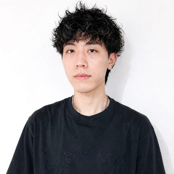 BOB men’s 小松 メンズサロン/カット/パーマ/バーバー/眉毛/ブリーチ【ボブメンズコマツメンズサロンカットパーマバーバーマユゲブリーチ】のスタッフ紹介。KITAMOTO TETSUTO