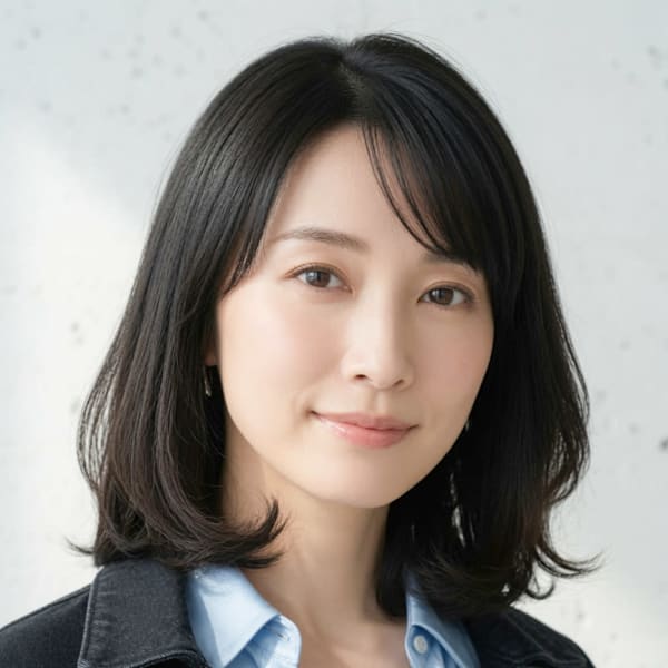 大人の透明感♪重く見せないナチュラルミディアム