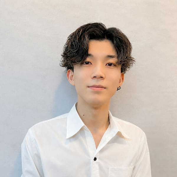 加仲　凌也【新宿/理容室/バーバー】|グレイスフルバーバー新宿パークタワー店