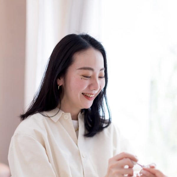 Nail Salon Blanl'or 中目黒店【ネイルサロン ブランロール】【ネイルサロン ブランロール ナカメグロテン】のスタッフ紹介。ヤマウチ ナナコ