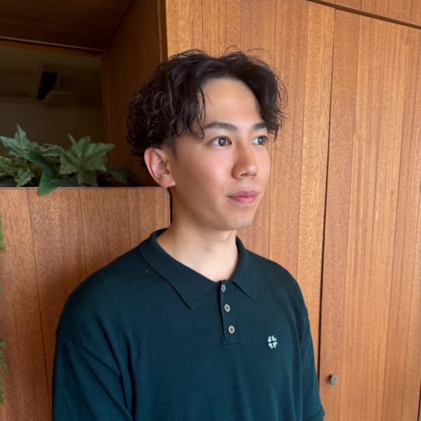 パーマでオシャレに爽やかヘアー