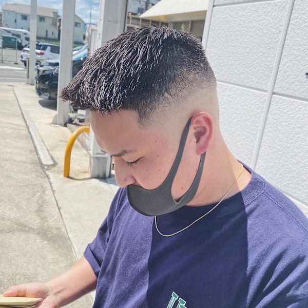 フェード坊主・坊主フェード・ローフェード・黒髪短髪