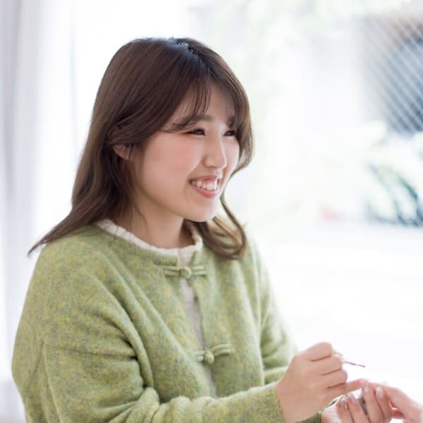 Nail Salon Blanl'or 三軒茶屋店【ネイルサロン ブランロール】【ネイルサロン ブランロール サンゲンヂャヤテン】のスタッフ紹介。カヤノ モモカ