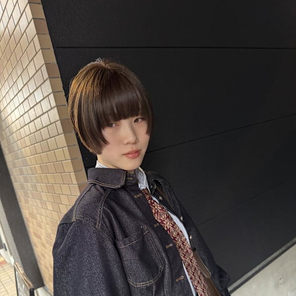 フェイスレイヤーショート|半個室型美容室 Sourire 春日店