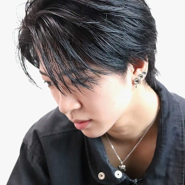 波巻きパーマ 刈り上げ ツーブロック 20代