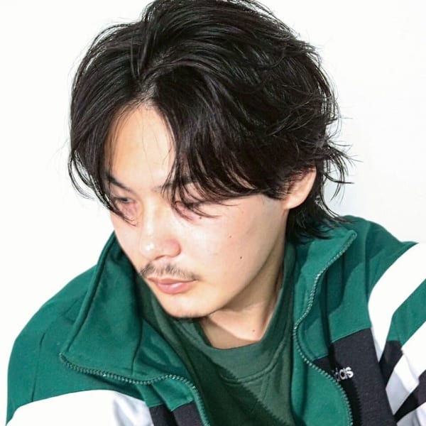 フェザーパーマ マッシュ 刈り上げ 韓国ヘア 20代 アップ