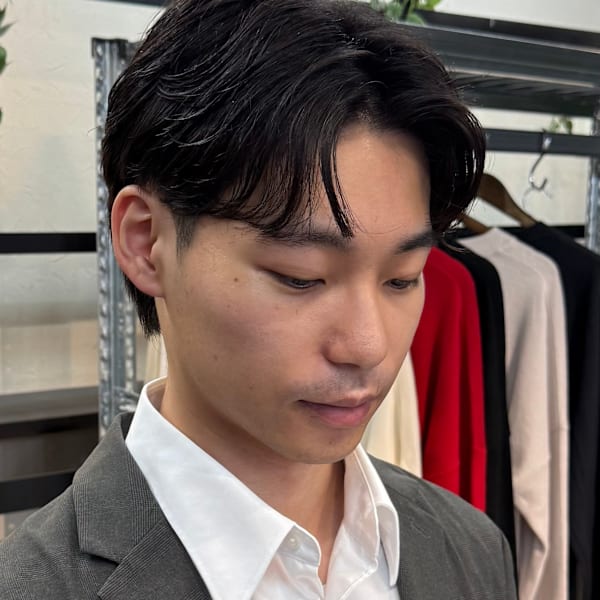 韓国風ナチュラルセンターパート|Baciami 博多 髪質改善&トリートメント&艶髪【バーシャミ】