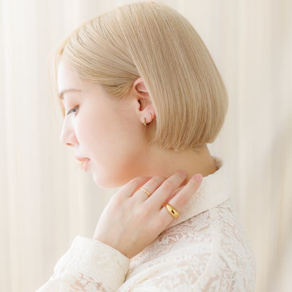 ダブルカラーアップバングワンレン切りっぱなしボブ10代20代