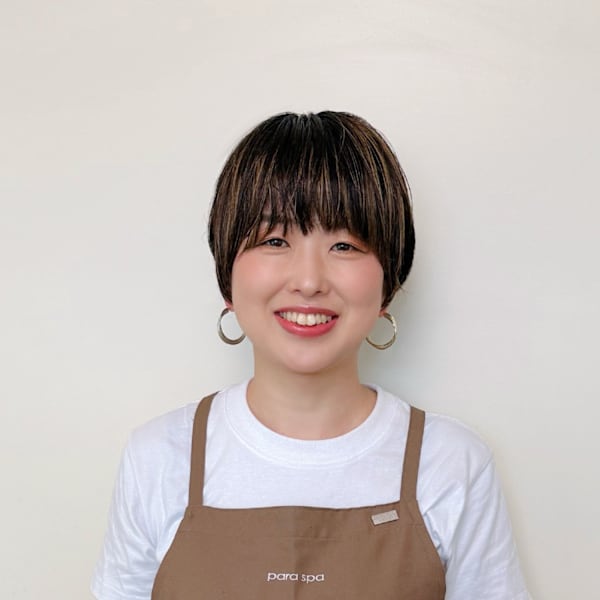 森脇 しおり|Anything Nail&Care