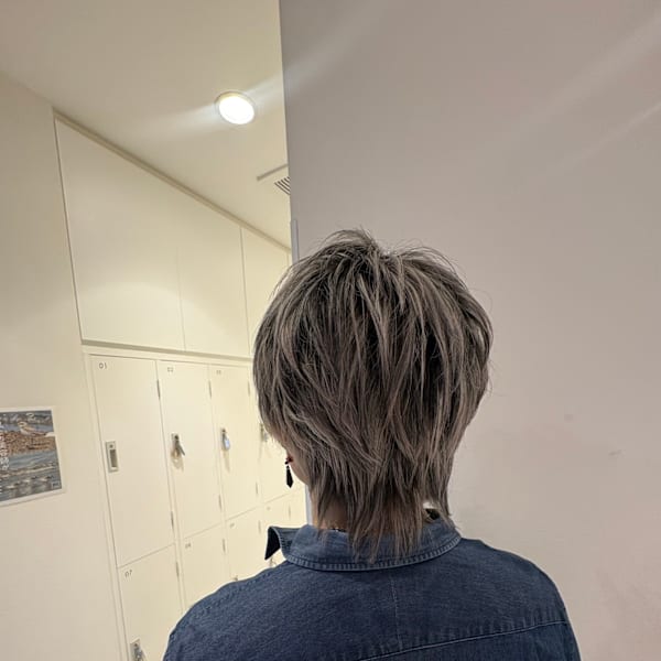 ローライトで奥行きあるカラーに