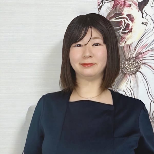 SelenaGinza Nail＆Eyelash パラジェル フィルイン ニュアンス【セレナギンザ ネイルアンドアイラッシュ パラジェル フィルイン ニュアンス】のスタッフ紹介。フエキ