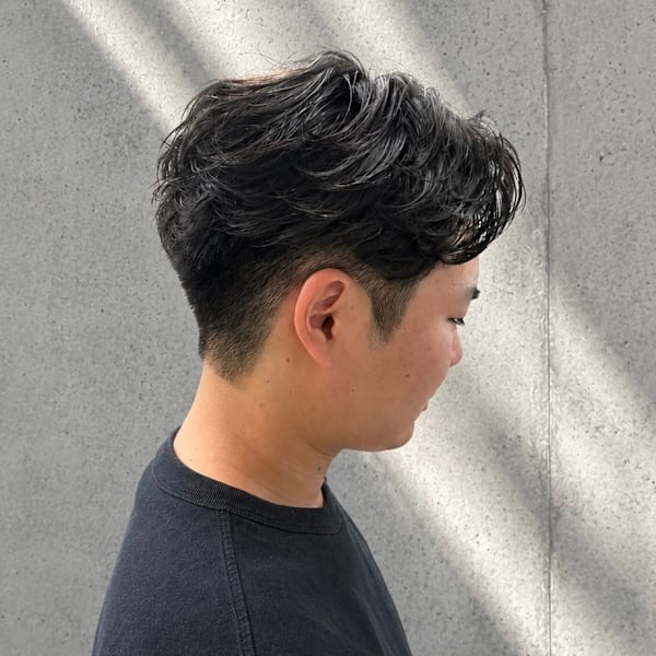【ビジネスヘアでも楽しめる】毛流れパーマ