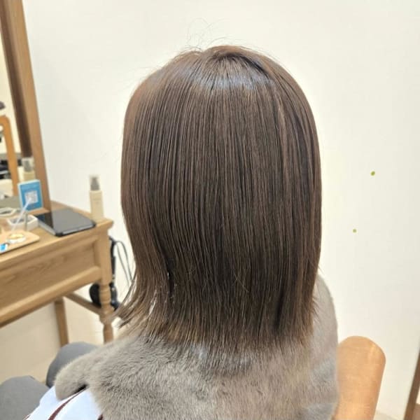 ヘーゼルグレージュ|半個室型美容室 Sourire 野芥店