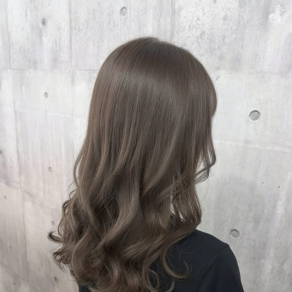 グレージュカラー
