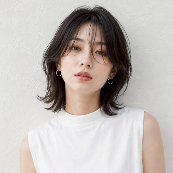 くびれヘア 髪質改善 顔周りカット 20代 外ハネボブ|miroa vita 平尾