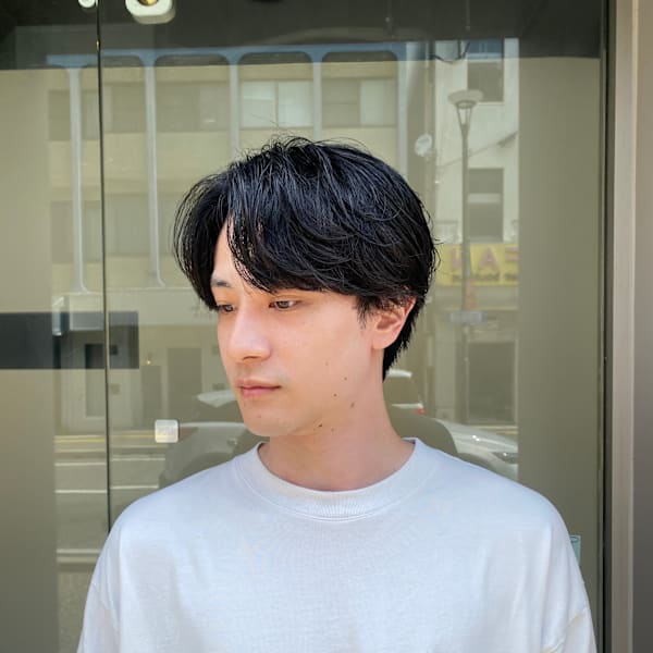 黒髪センターパート