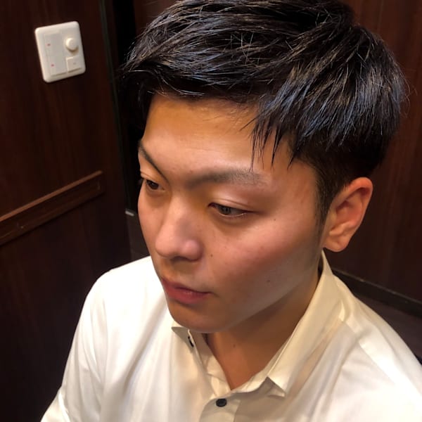 アッシュツーブロックフェード