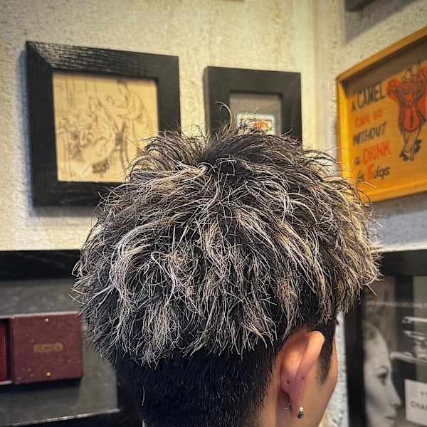 スパイキーショート