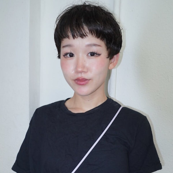癖毛を活かしたベリーショート