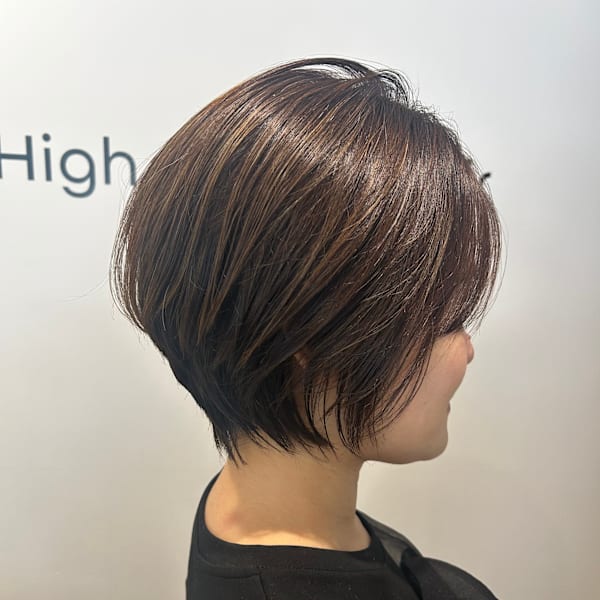 丸みくびれショート