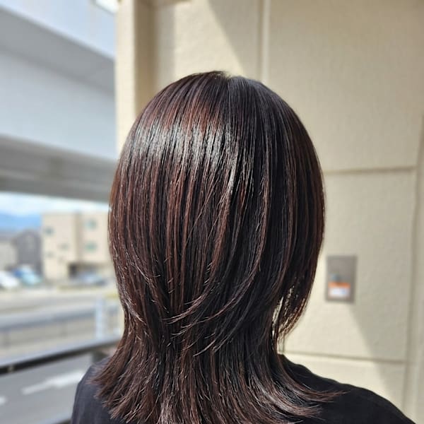 大人可愛いミディアムウルフ