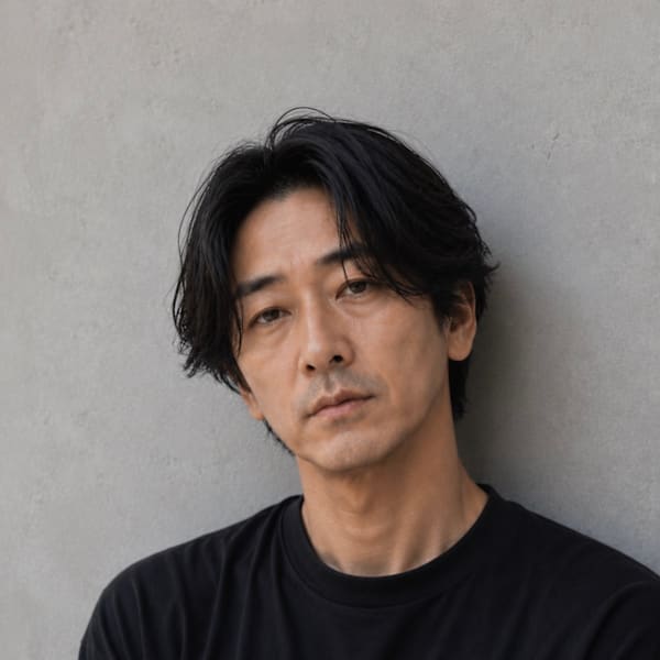 大人の色気ナチュラルセンターパート