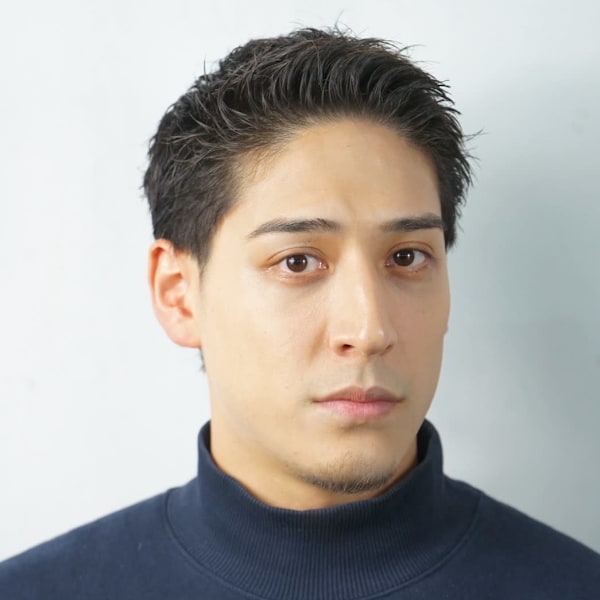 刈り上げないショート