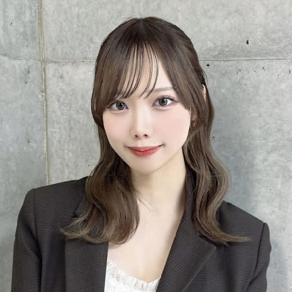 Lond Le’a 天神大名店【ロンドレア テンジンダイミョウテン】のスタッフ紹介。natsu 