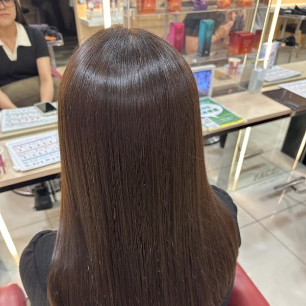 【伊勢原】イルミナカラー+髪質改善で叶える透明感オリーブ|FACE。伊勢原