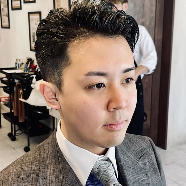 【20代 男性】ビジネスオールバック|Graceful Barber London