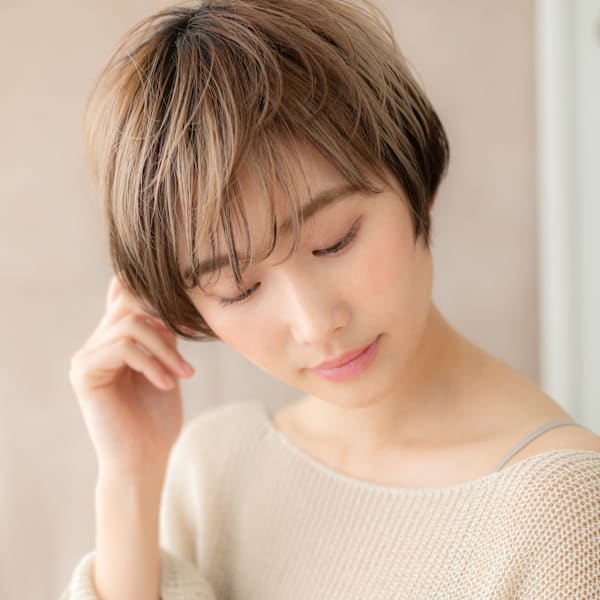 アンブレラカラーひし形抜け感ナチュラルショート20代30代