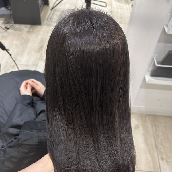 【AYAKI】ラベンダーグレージュ 髪質改善 レイヤー|Euphoria 銀座本店 Smart Salon【ユーフォリア】