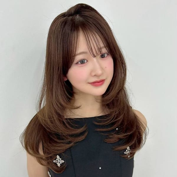 レイヤーカット ミディアム 透明感カラー |Euphoria 銀座本店 Smart Salon【ユーフォリア】