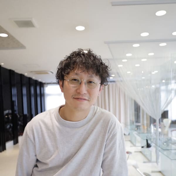 菅野 智史|HAIR & MAKE EARTH 水沢店
