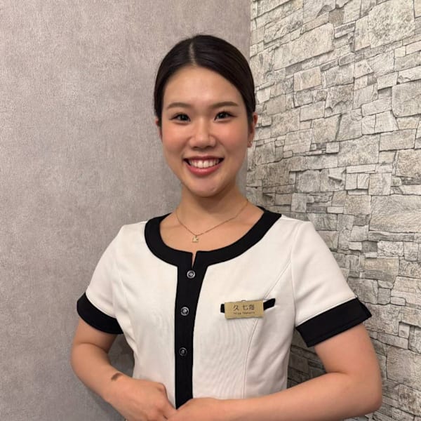 小顔パーソナル KAOLABO難波店【カオラボ】【コガオパーソナルカオラボナンバテン】のスタッフ紹介。ヒサ