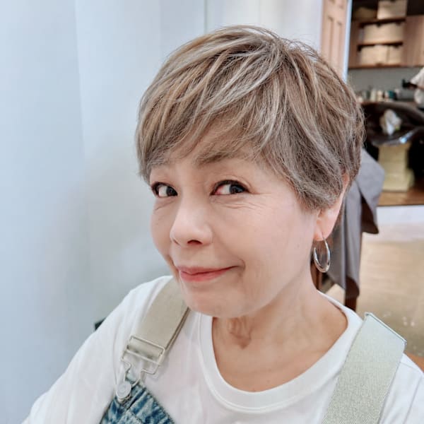 ハイライトカラー|半個室型美容室 Sourire 今宿店