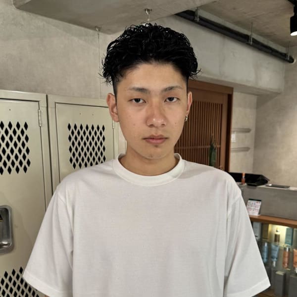 メンズショートアクティブショートスパイキーショート眉カット