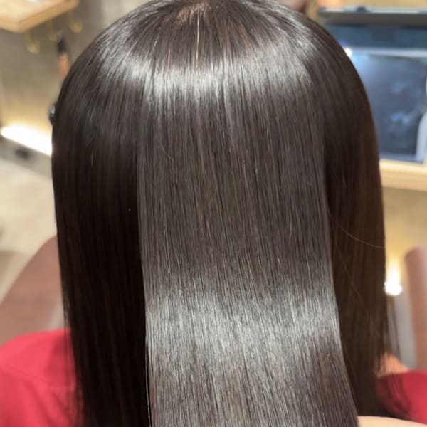学生人気👧巻ける縮毛矯正で叶えるナチュラルストレート✨️
