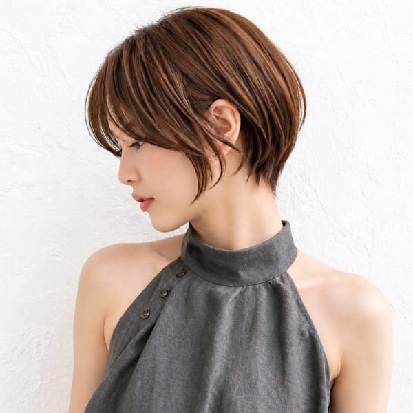 髪質改善 ベージュ 顔周りレイヤー ショートボブ レイヤー|福岡 オーガニックカラー miroa