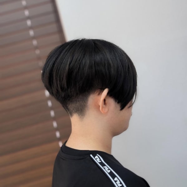 「夏限定のシルキーマッシュツーブロック」の完成形です。