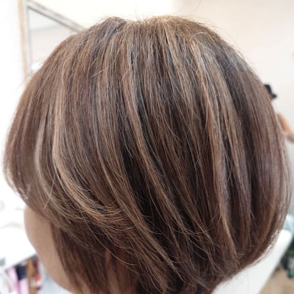【丸みショート＆ハイライト】大人キュートなヘアなら＊50代